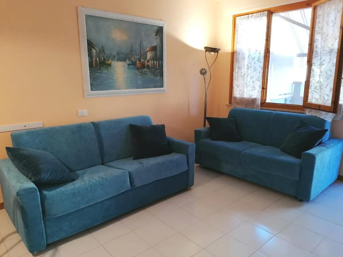 Appartamento Con 2 Terrazze Porto Azzurro A 300 Mt Dal Centro Apartment
