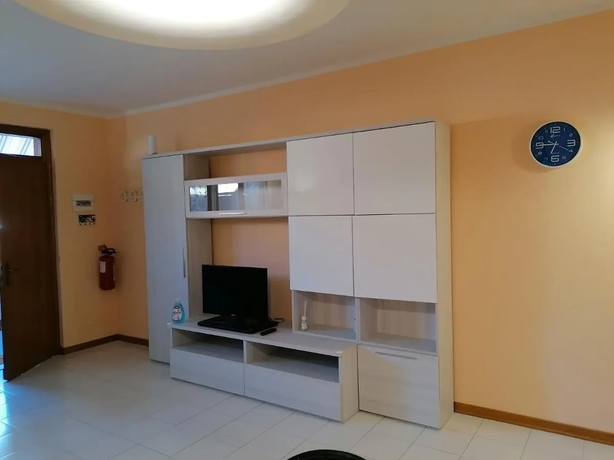 Appartamento Con 2 Terrazze Porto Azzurro A 300 Mt Dal Centro 0*,